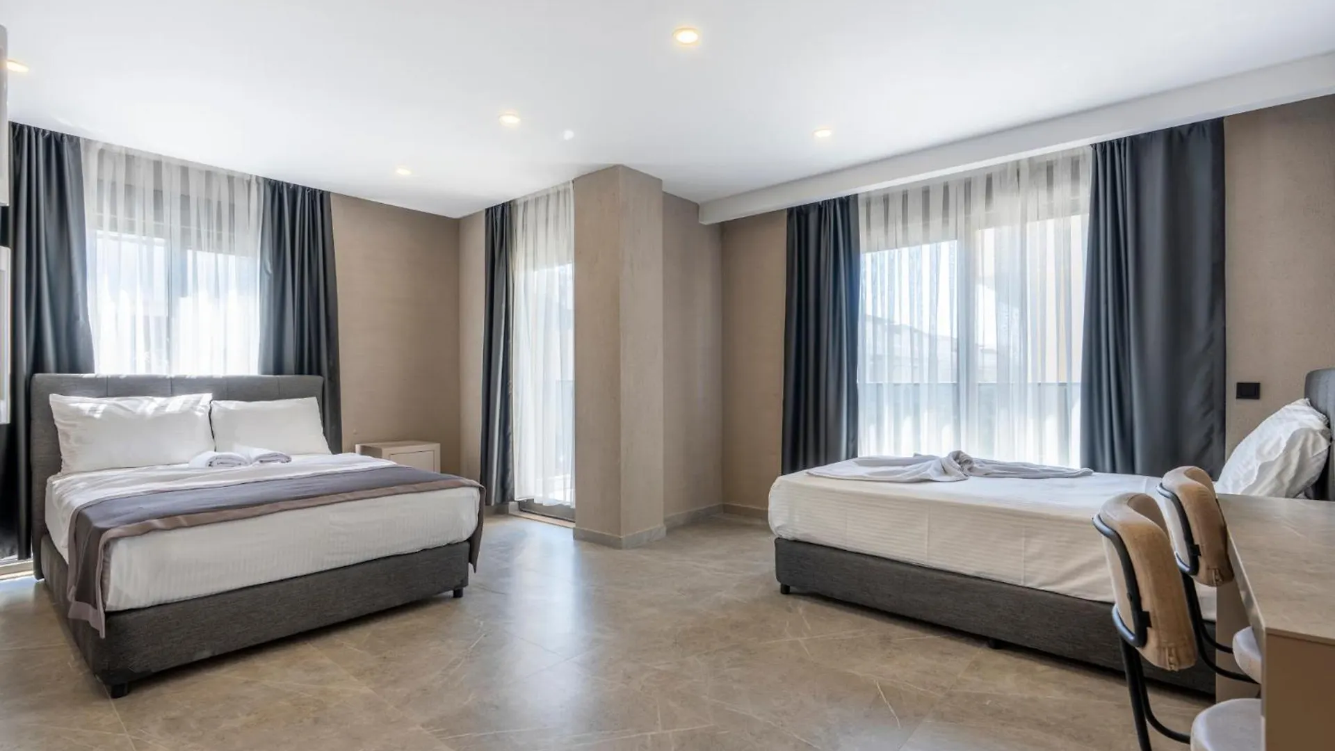 Ξενοδοχείο με διαμερίσματα Lara Beach Homes Αττάλεια