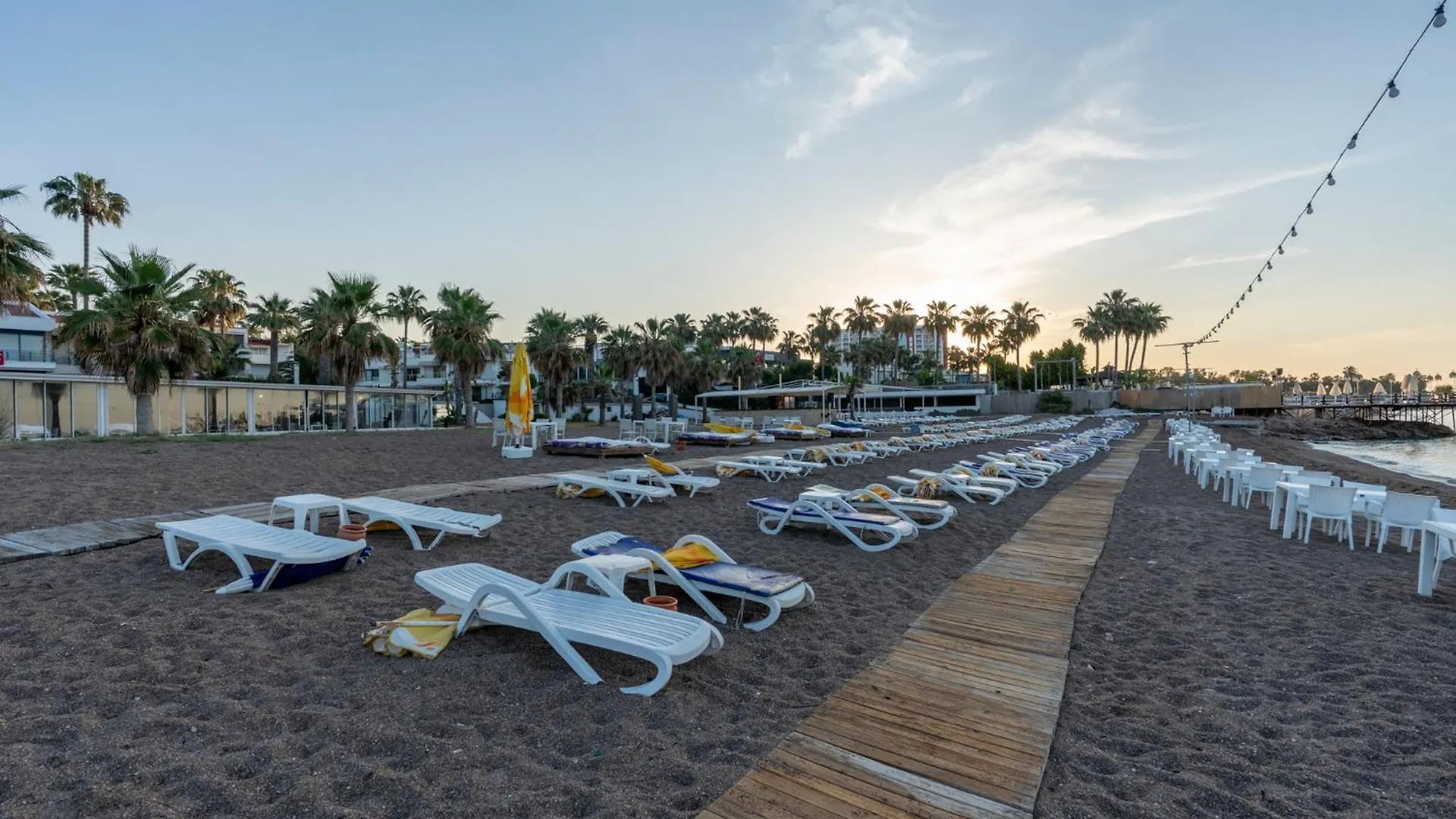 Lara Beach Homes Αττάλεια Ξενοδοχείο με διαμερίσματα